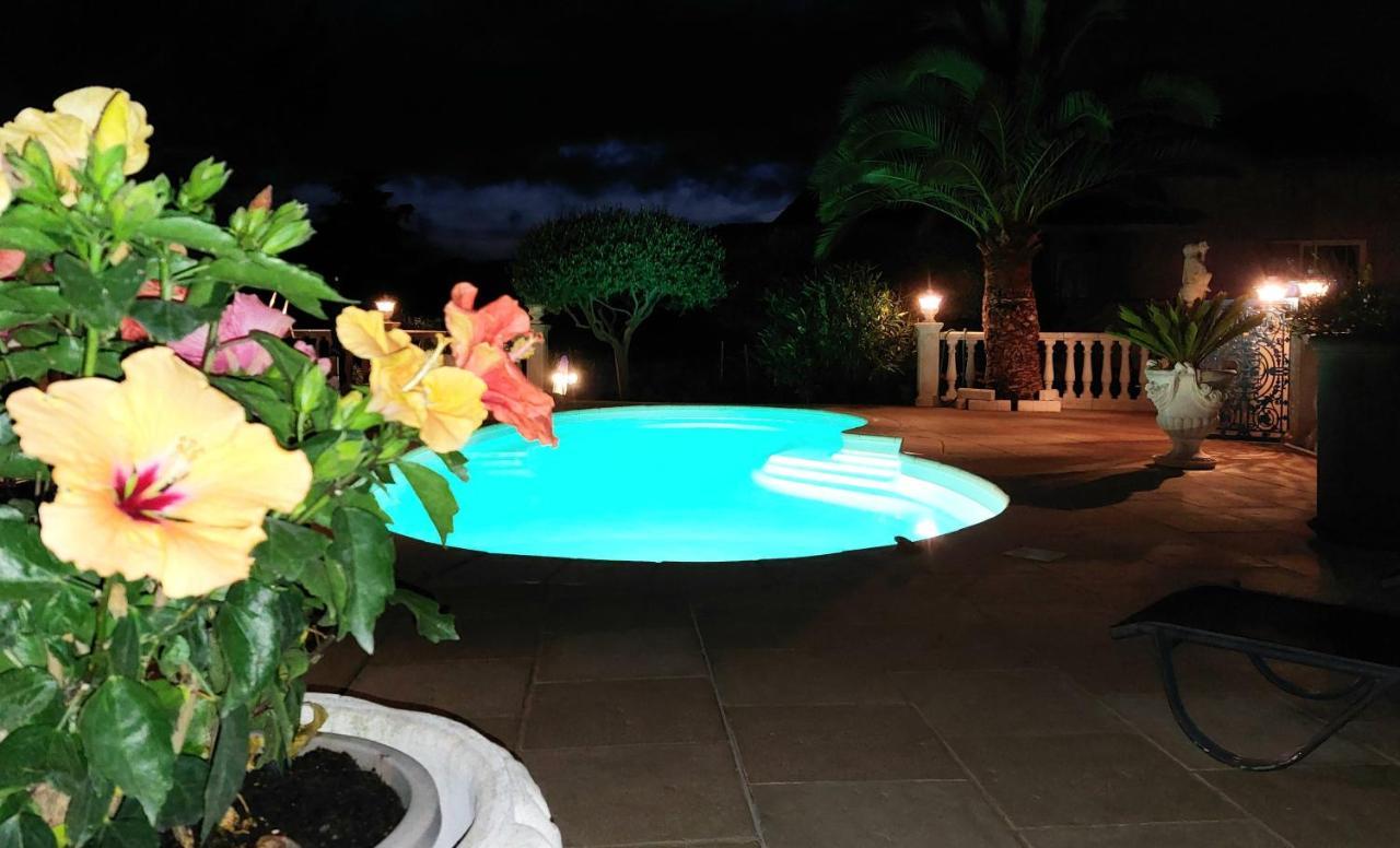 Gite Les Pins Climatise Piscine Chauffee Jardin Peymeinade 外观 照片