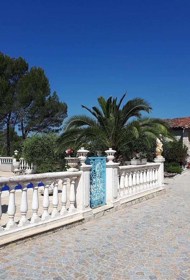 Gite Les Pins Climatise Piscine Chauffee Jardin Peymeinade 外观 照片