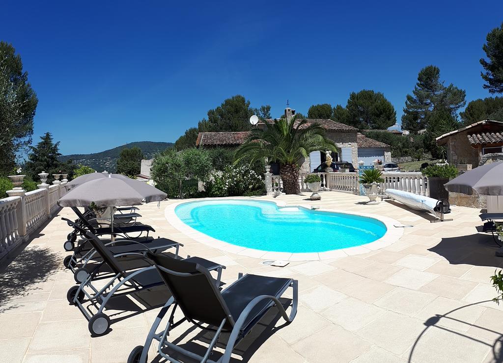 Gite Les Pins Climatise Piscine Chauffee Jardin Peymeinade 外观 照片